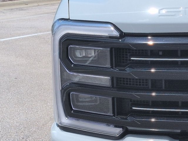 2026 Ford Super Duty F-350 SRW F-350® Platinum®
