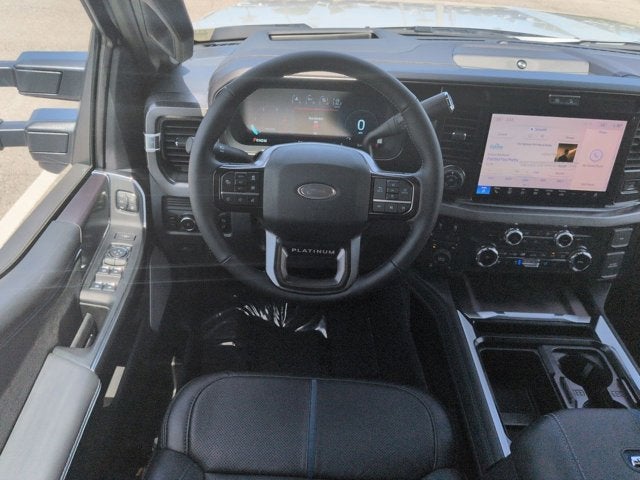 2026 Ford Super Duty F-350 SRW F-350® Platinum®