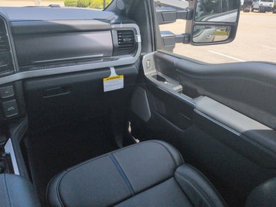 2026 Ford Super Duty F-350 SRW F-350® Platinum®