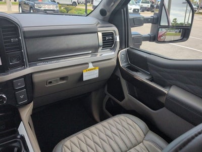 2026 Ford Super Duty F-350 SRW Platinum