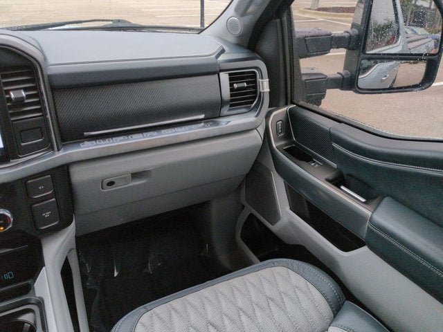 2024 Ford Super Duty F-350 SRW Limited