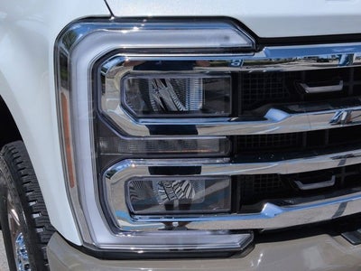 2026 Ford Super Duty F-350 SRW F-350® King Ranch®