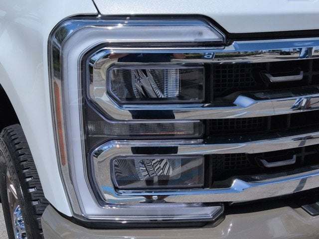 2026 Ford Super Duty F-350 SRW F-350® King Ranch®