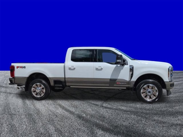 2026 Ford Super Duty F-350 SRW F-350® King Ranch®