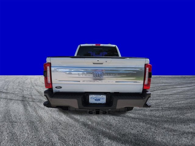 2026 Ford Super Duty F-350 SRW F-350® King Ranch®
