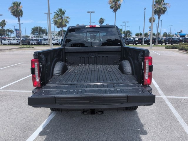 2026 Ford Super Duty F-350 SRW F-350® King Ranch®
