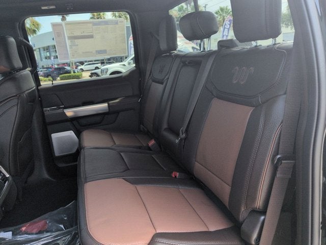 2026 Ford Super Duty F-350 SRW F-350® King Ranch®