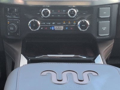 2026 Ford Super Duty F-350 SRW F-350® King Ranch®