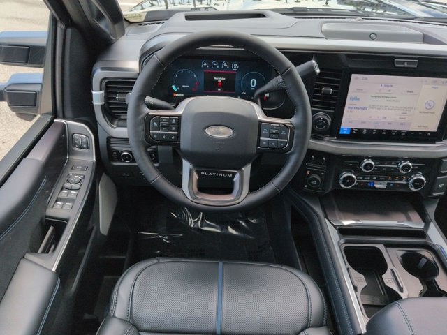 2026 Ford Super Duty F-350 SRW F-350® Platinum®