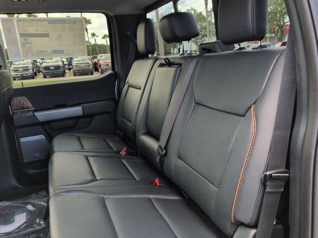 2027 Ford Super Duty F-350 SRW LARIAT