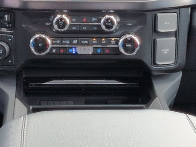 2027 Ford Super Duty F-350 SRW LARIAT