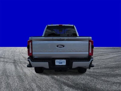 2027 Ford Super Duty F-350 SRW LARIAT