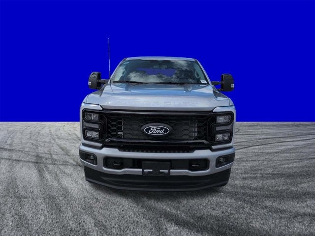 2027 Ford Super Duty F-350 SRW LARIAT