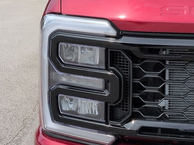 2027 Ford Super Duty F-350 SRW LARIAT