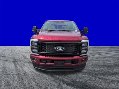 2027 Ford Super Duty F-350 SRW LARIAT