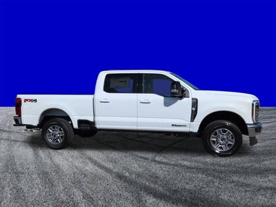 2026 Ford Super Duty F-350 SRW LARIAT