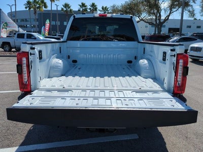 2026 Ford Super Duty F-350 SRW LARIAT