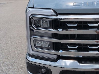 2026 Ford Super Duty F-350 SRW LARIAT