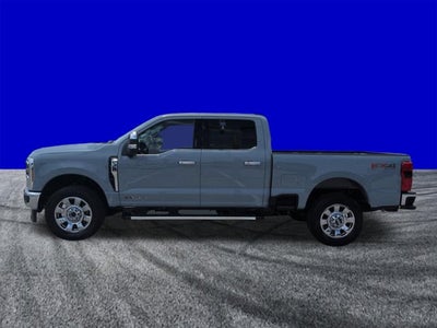 2026 Ford Super Duty F-350 SRW LARIAT