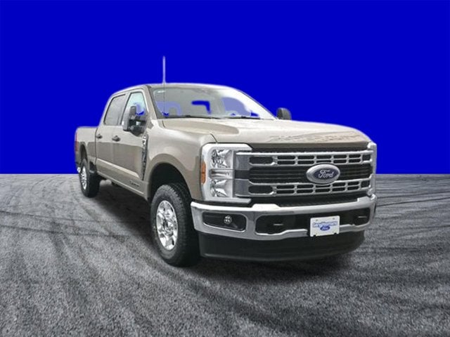 2026 Ford Super Duty F-350 SRW F-350® XLT