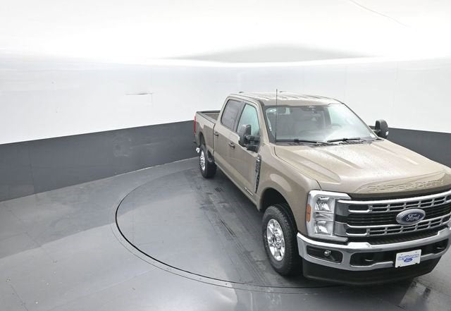 2026 Ford Super Duty F-350 SRW F-350® XLT