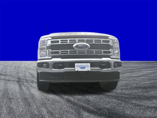2026 Ford Super Duty F-350 SRW F-350® XLT