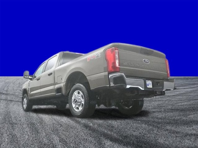 2026 Ford Super Duty F-350 SRW F-350® XLT