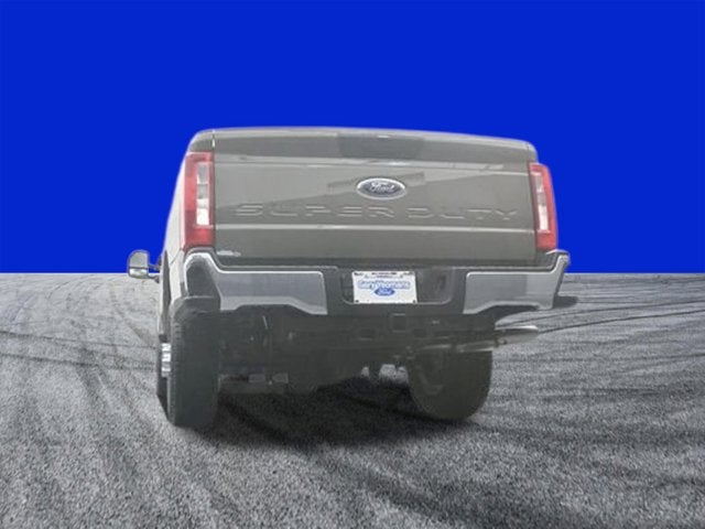 2026 Ford Super Duty F-350 SRW F-350® XLT