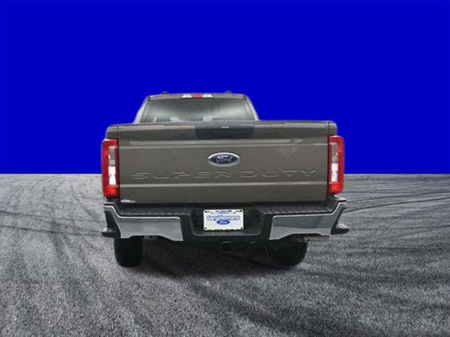 2026 Ford Super Duty F-350 SRW F-350® XLT