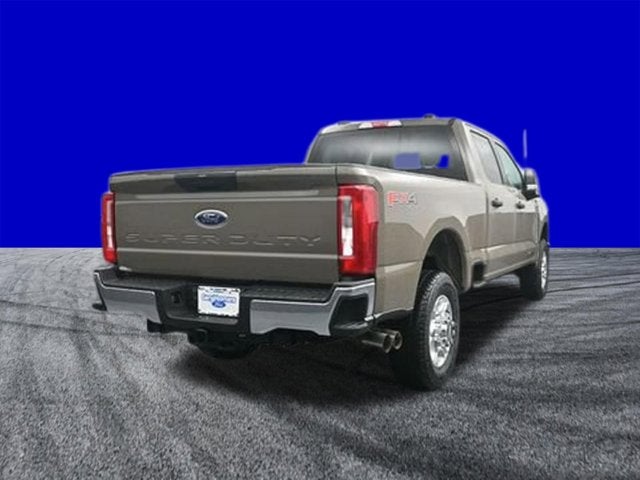 2026 Ford Super Duty F-350 SRW F-350® XLT