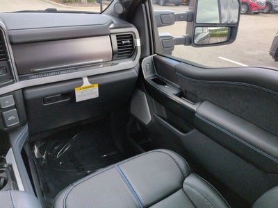 2026 Ford Super Duty F-350 SRW F-350® Platinum®