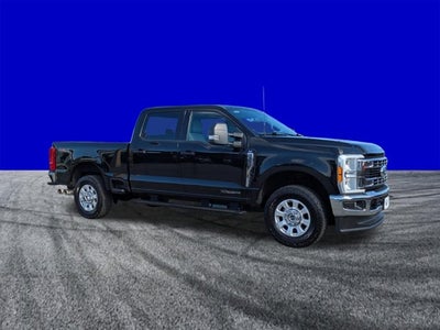 2023 Ford Super Duty F-350 SRW XLT