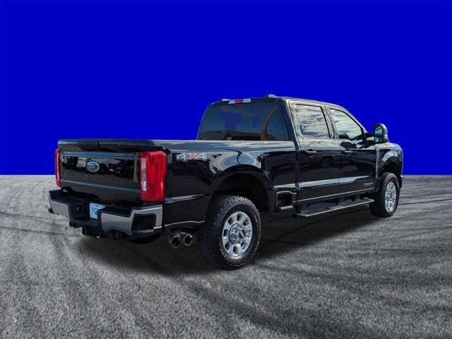 2023 Ford Super Duty F-350 SRW XLT