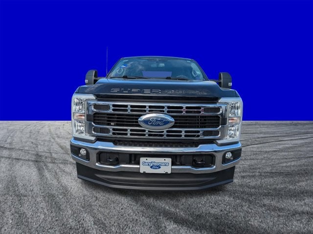 2023 Ford Super Duty F-350 SRW XLT