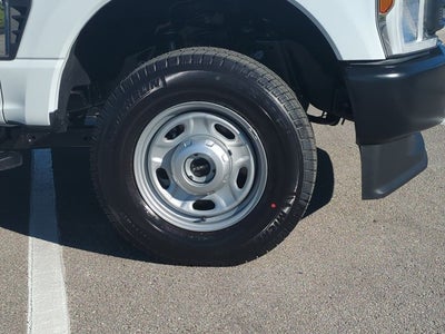 2026 Ford Super Duty F-350 SRW XL