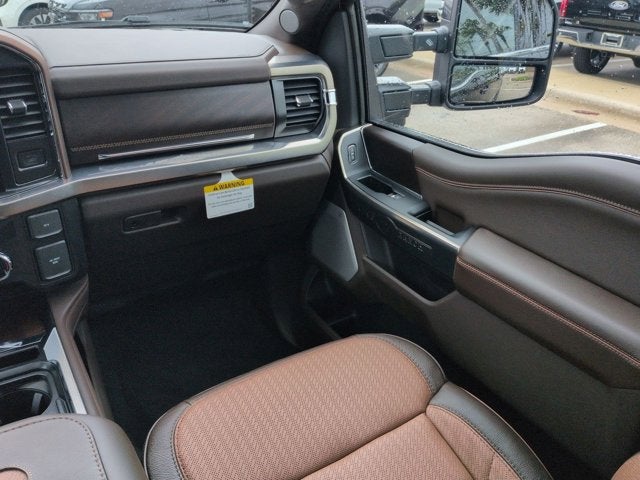 2026 Ford Super Duty F-350 SRW F-350® King Ranch®