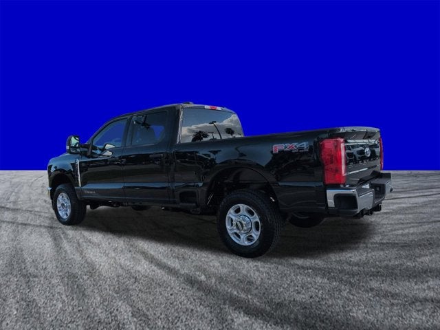 2026 Ford Super Duty F-350 SRW F-350® XLT