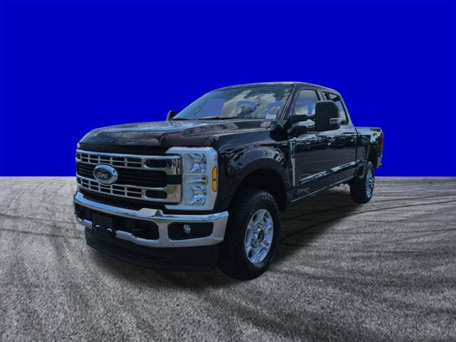 2026 Ford Super Duty F-350 SRW F-350® XLT