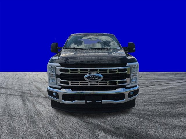 2026 Ford Super Duty F-350 SRW F-350® XLT