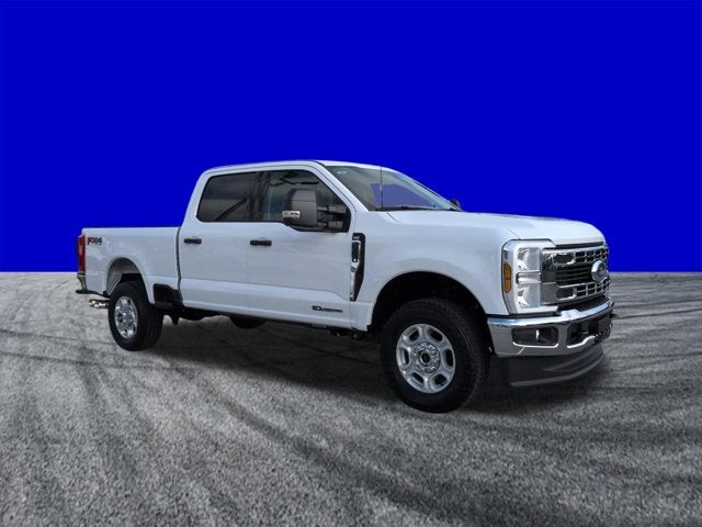 2026 Ford Super Duty F-350 SRW F-350® XLT