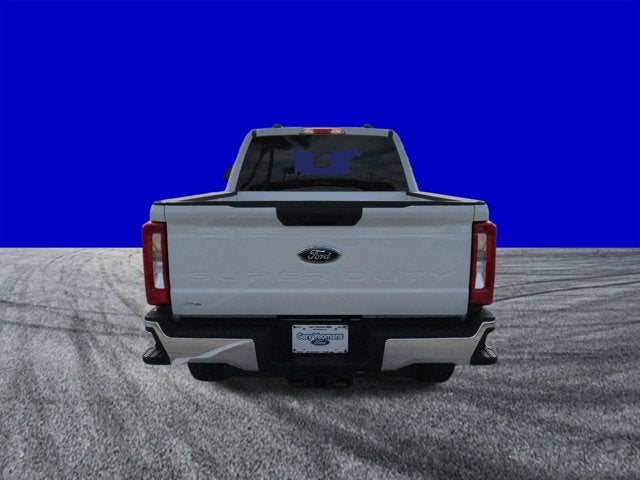 2026 Ford Super Duty F-350 SRW F-350® XLT