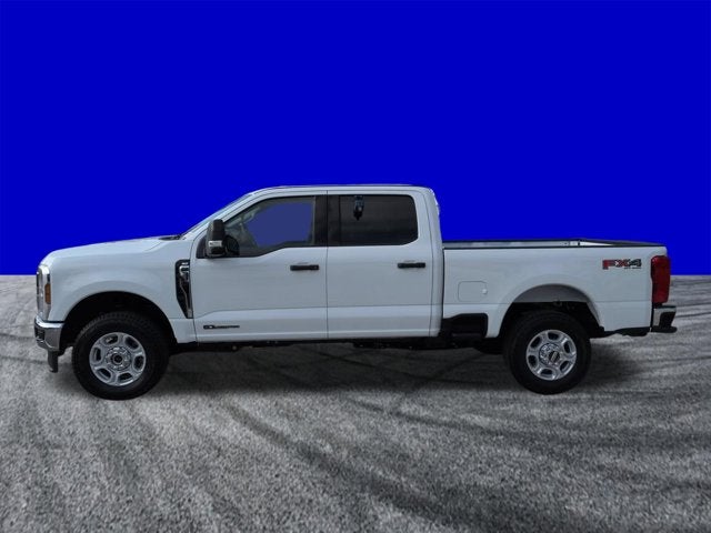 2026 Ford Super Duty F-350 SRW F-350® XLT