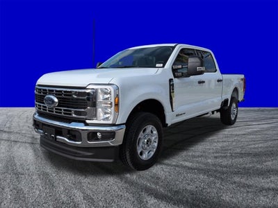 2026 Ford Super Duty F-350 SRW F-350® XLT