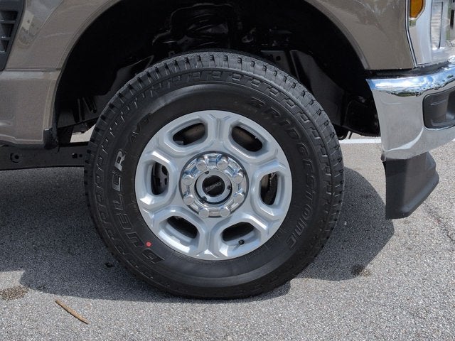 2026 Ford Super Duty F-350 SRW F-350® XLT