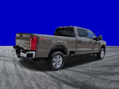 2026 Ford Super Duty F-350 SRW F-350® XLT