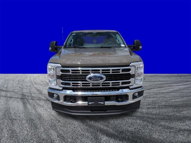 2026 Ford Super Duty F-350 SRW F-350® XLT