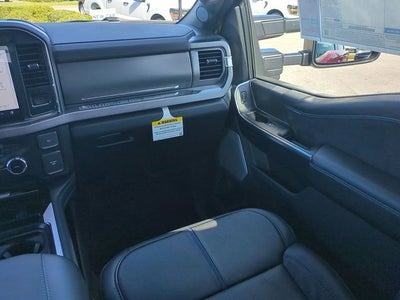 2025 Ford Super Duty F-350 SRW Platinum