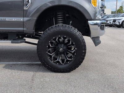 2017 Ford Super Duty F-350 SRW Lariat