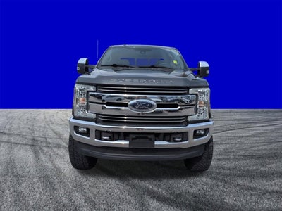 2017 Ford Super Duty F-350 SRW Lariat