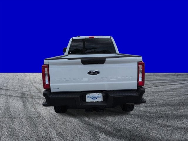 2024 Ford Super Duty F-350 SRW XL